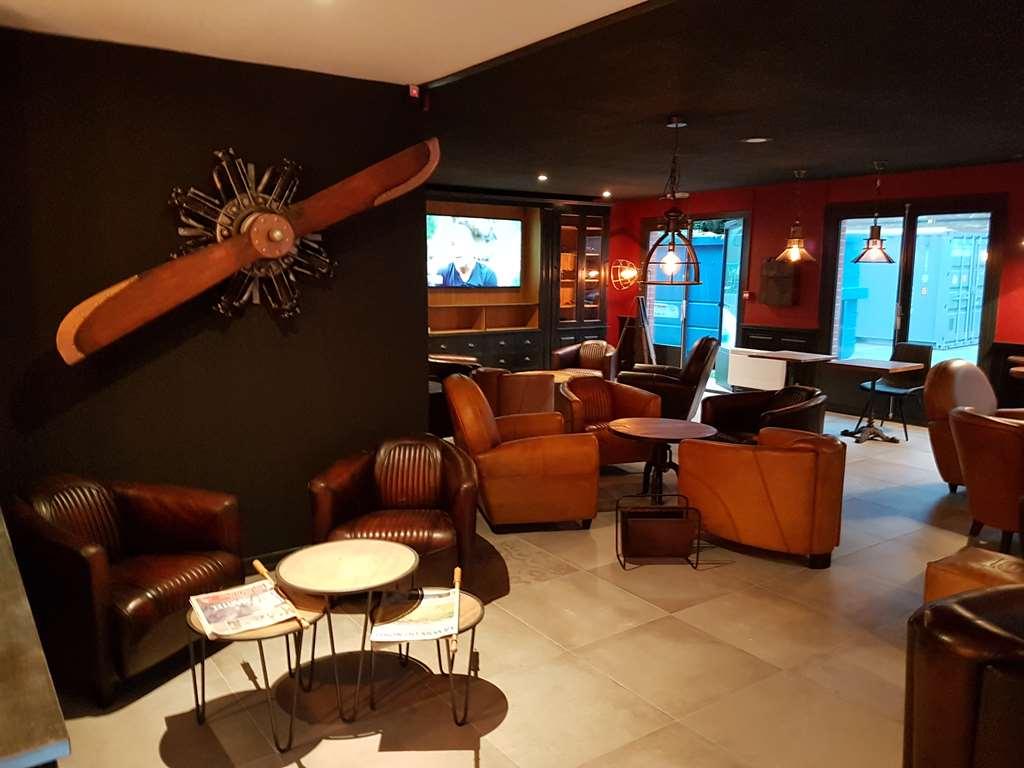 Kyriad Lille Est - Hem Restaurant foto